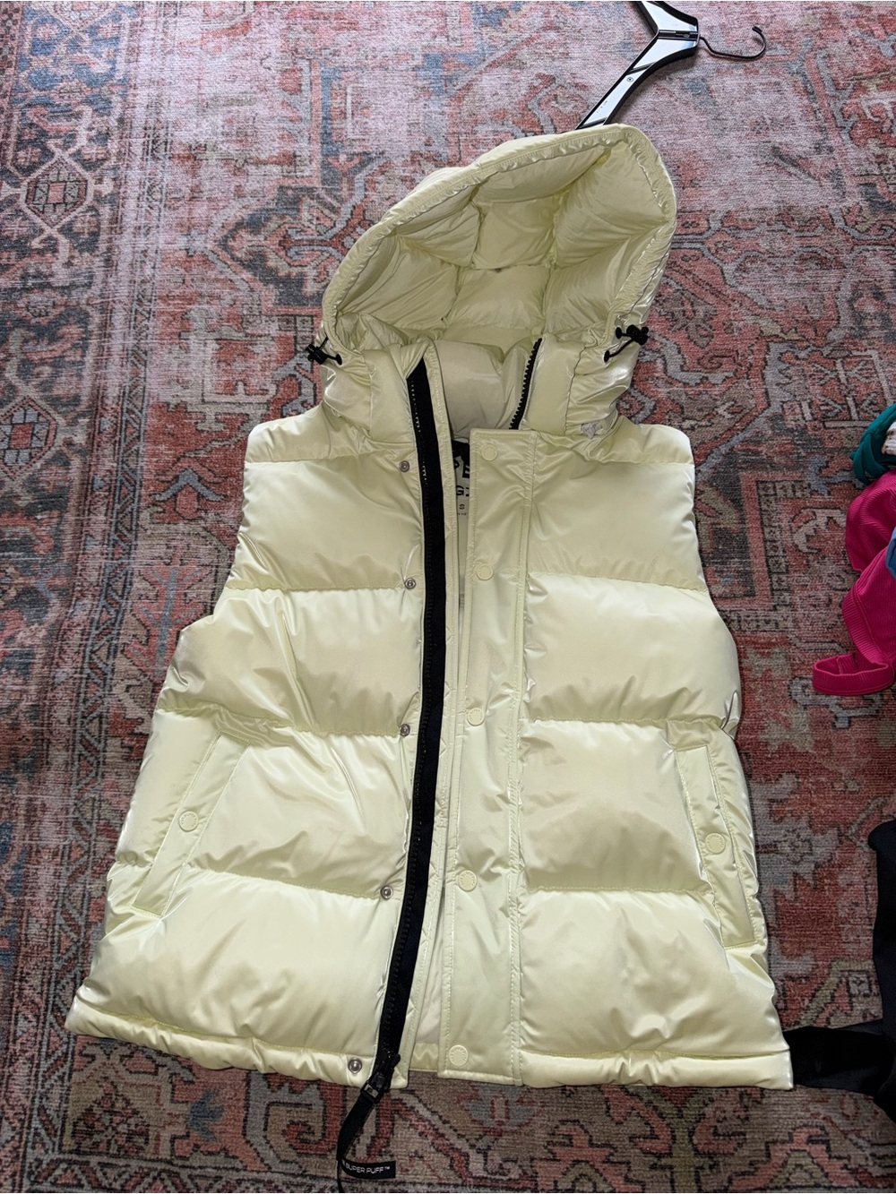 Aritzia Super Puff Vest - Iced Pear